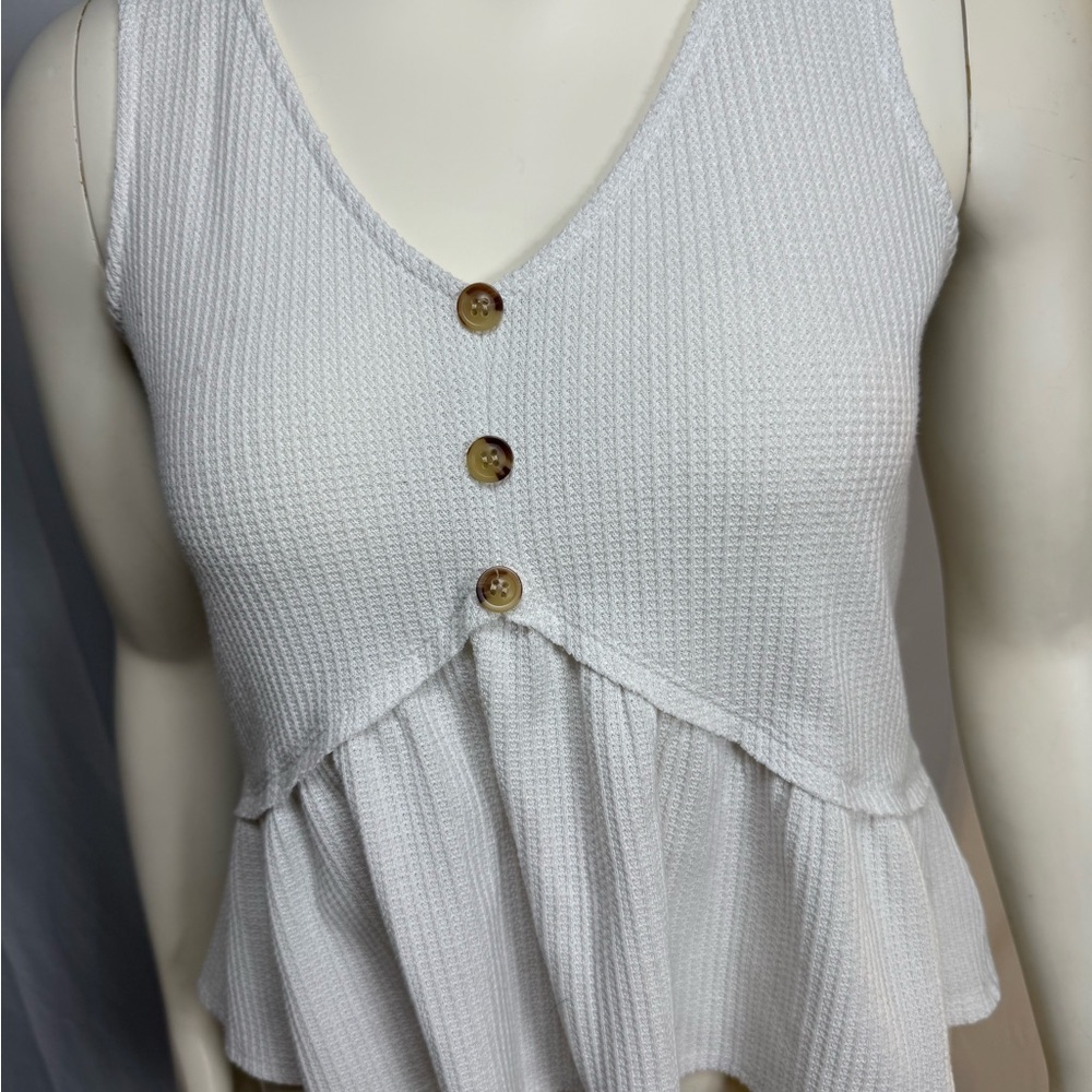 Paper Crane Cottagecore Waffle Knit White Peplum Button Detail Tank Top Large